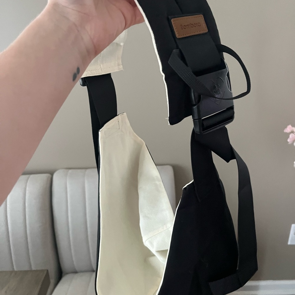 Bambino Two-Tone Sling Bag in Black and Cream
